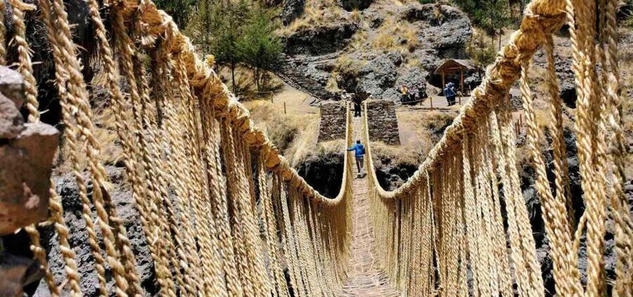 1 day excursion to Qeswachaka bridge and the 4 lagoons - Acopia Lagoon and the quieter stops