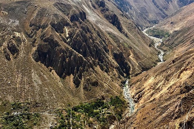 2 Day 1 Night Trek / Colca Canyon - San Juan de Chuccho, Cosñirhua, and Malata