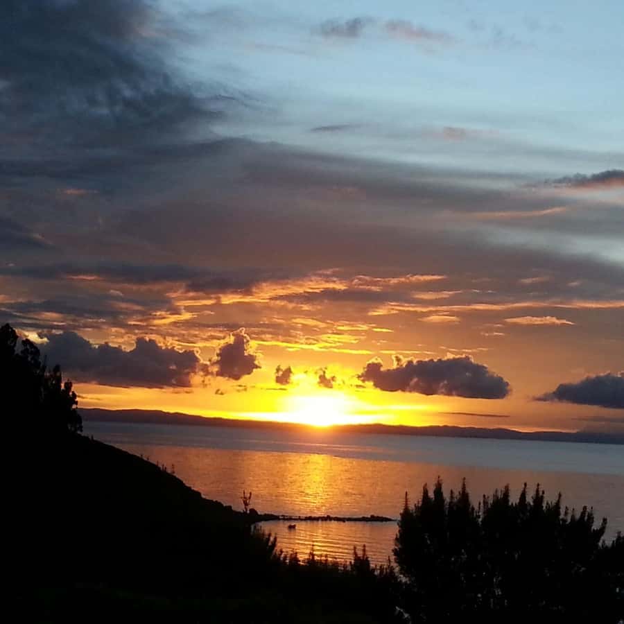 2-Day Amantani Island homestay overnight Tour from Puno - Dinner, music, and an island folk dance