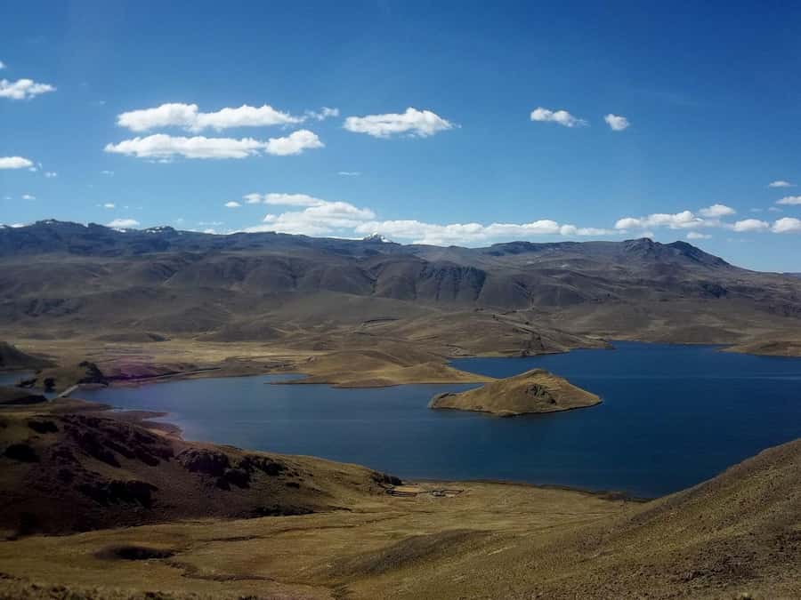 2-Day Colca Canyon Tour to Puno with accommodation - Chivay: lunch, rest, and an optional hot spring