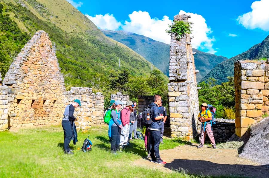 2-Day Inca Trail Hike to Machu Picchu & Panoramic Train - Key points to know before booking