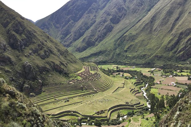 2-Day Private Short Inca Trail to Machu Picchu - The Sun Gate and the late arrival at Machu Picchu