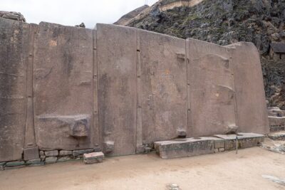 2-Day Sacred Valley & Machu Picchu by Train – Small Group Tour