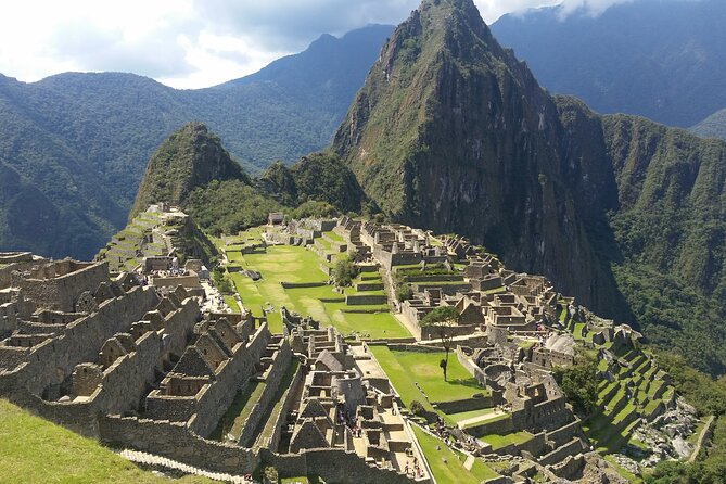 2-Day Sacred Valley & Machu Picchu by Train - Small Group Tour - Lunch in Urubamba breaks up the sightseeing