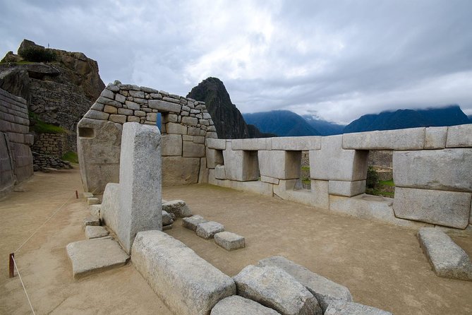2-Day Short Inca Trail to Machu Picchu - Aguas Calientes: the useful overnight break