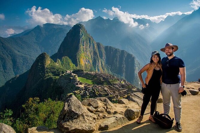2-Day Short Inca Trail to Machu Picchu - Wiñay Wayna and the climb toward the Sun Gate