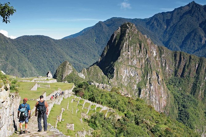 4 Day Classic Inca Trail to Machu Picchu by 360° Train - Communication matters as much as the scenery