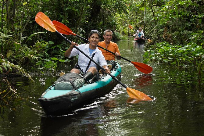 4 Day Tambopata Jungle Tour with Local Guide - Day two: hiking and rowing across Lake Sandoval