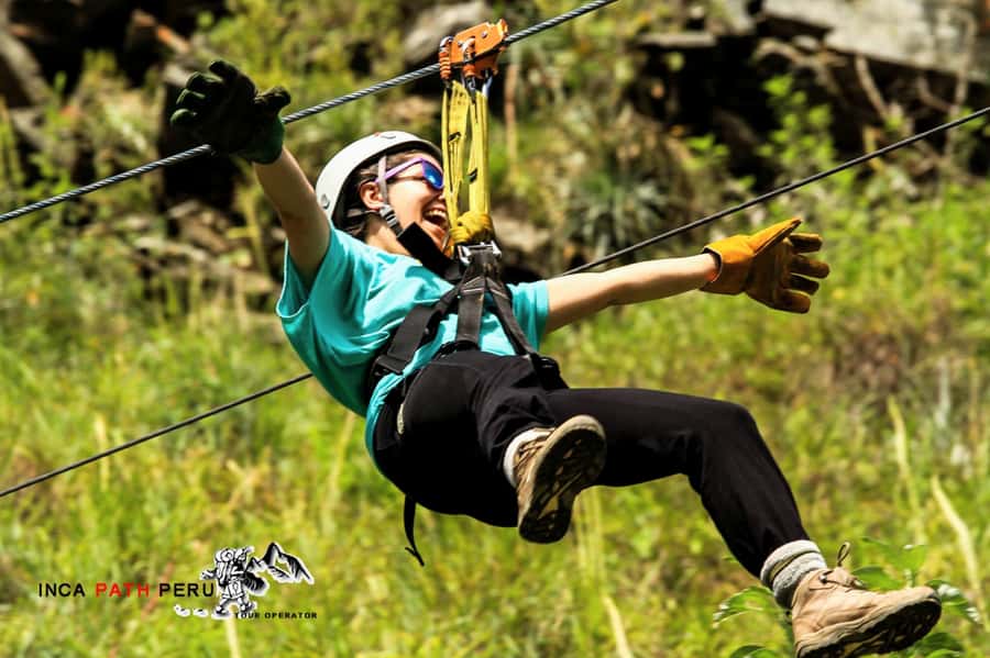 4 Days Inca Jungle Adventure to Machu Picchu - Day 2 follows an old Inca path