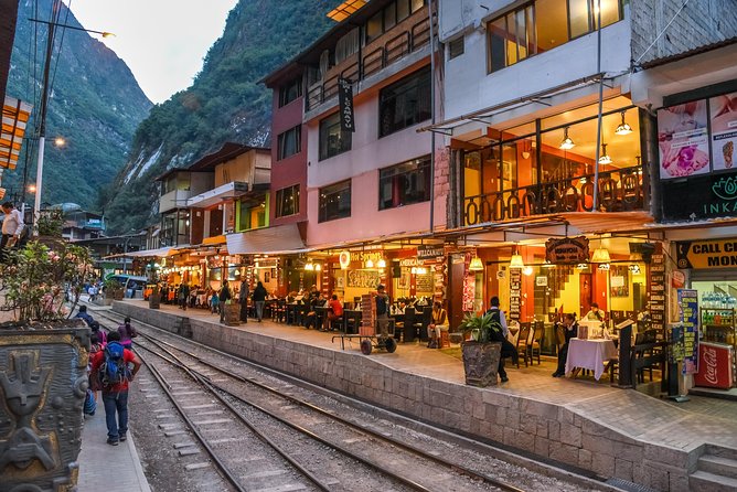 5 Day - Tour to Machu Picchu Traditional - Group service - Day 3: The Expedition Train to Aguas Calientes