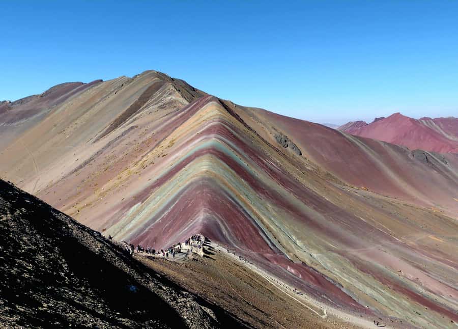 7 Colors Mountain Tour + Red Valley - Who should book this mountain day