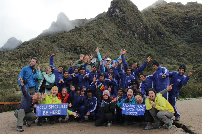 7-Day: Inca Trail Trek to Machu Picchu Group Tour - A 4:30 am start and the first steps at Piscacucho