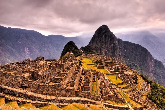 7-Day Tour from Cusco with Machu Picchu and Rainbow Mountain - Machu Picchu with a guided morning visit