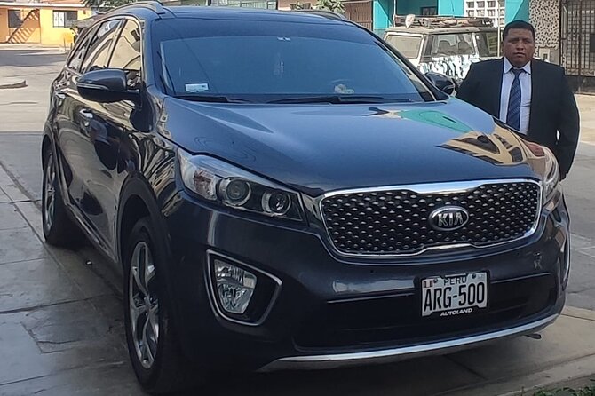 Airport Transportation Service With SUV - Communication Before and During Pickup