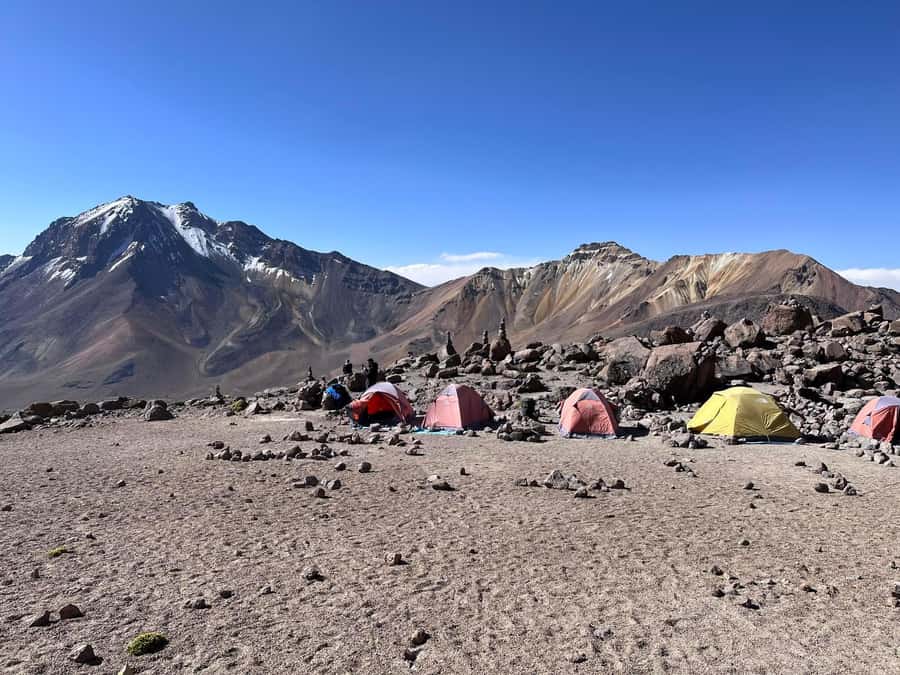 Arequipa | Ascent to Chachani Volcano 2 days / 1 night - Who should book the Chachani ascent?