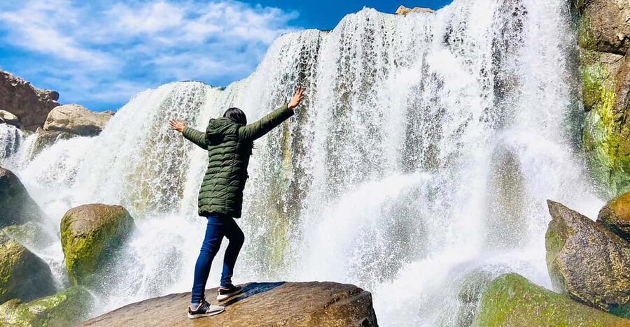 Arequipa: Catarata de Pillones and Bosque de Piedras Tour - Reaching Catarata de Pillones by foot