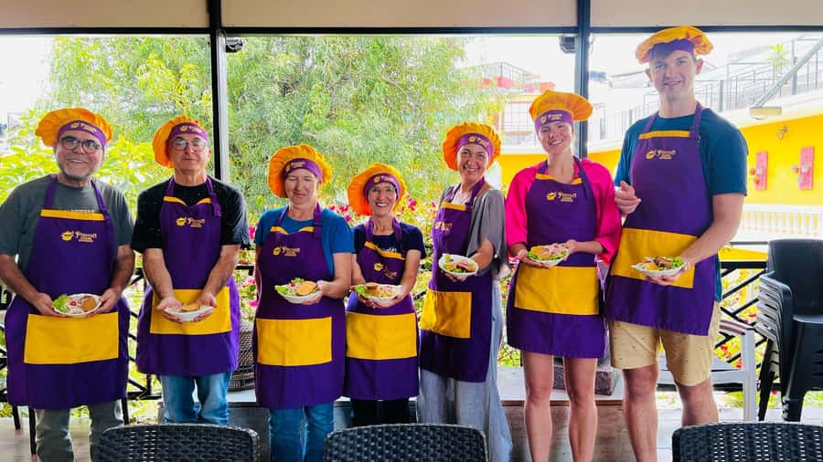 Arequipa: Peruvian Cooking Class - Practical booking advice
