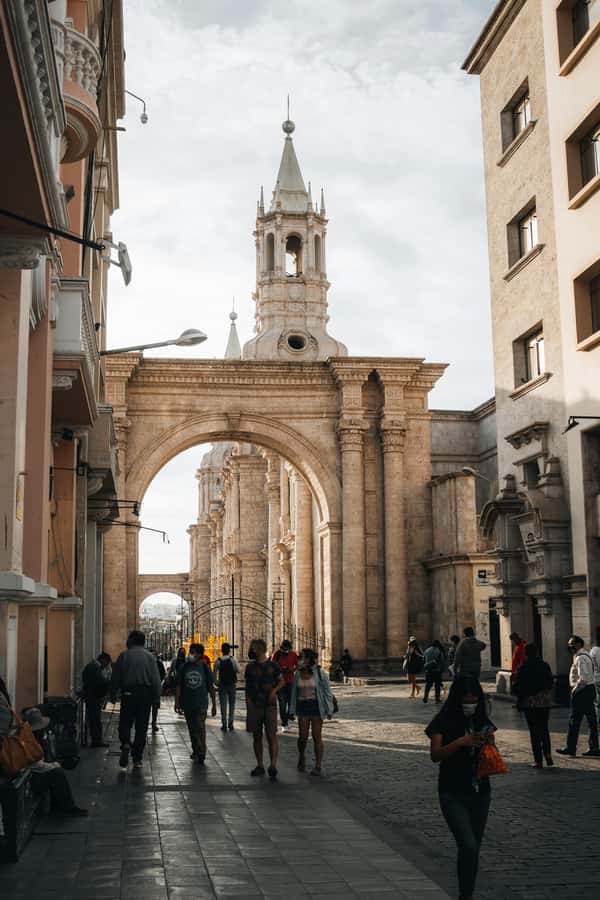 Arequipa: Walk through the Historic Center of the City - Colonial cloisters show off the White City’s stonework