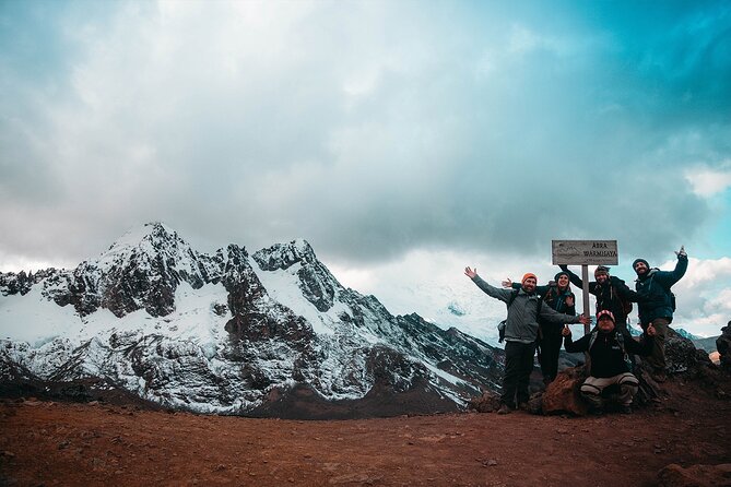 Ausangate and Rainbow Mountain Trek – 3 Days / 2 Nights - Day three: Vinicunca before the crowds