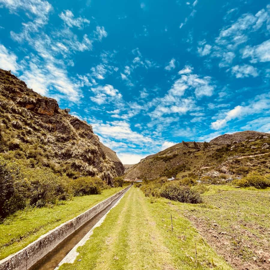 Ayacucho: Full Day Aguas Turquesas Millpu - The optional 30-minute walk to the river’s source