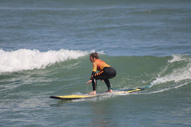 Beginner Surf Lesson in Lima, Perú - The beach setup and finding Pukana Surf