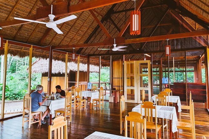 Best of Tambopata 2 nights by JunglePro - The Chuncho Macaw Clay Lick