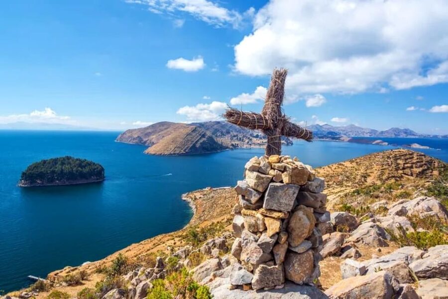 Bolivia: Full day to Copacabana & Isla del Sol - The Umani stairs and Eternal Fountain