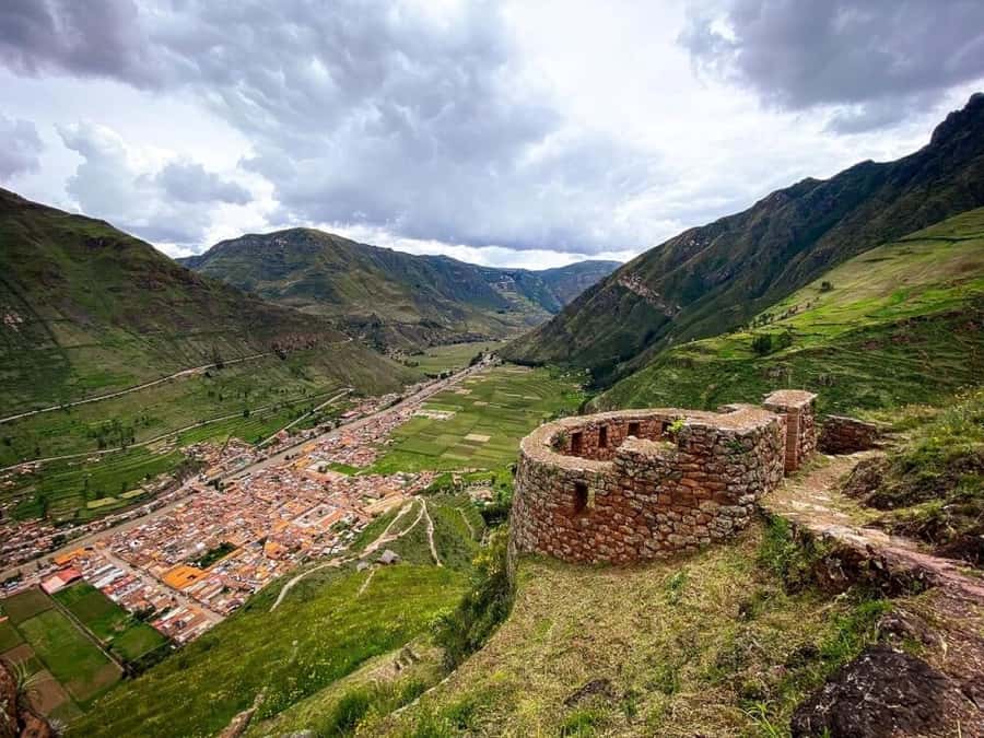 City Tour Cusco & Valle Sagrado Pisac mas Almuerzo - Sacsayhuamán and the stonework above Cusco