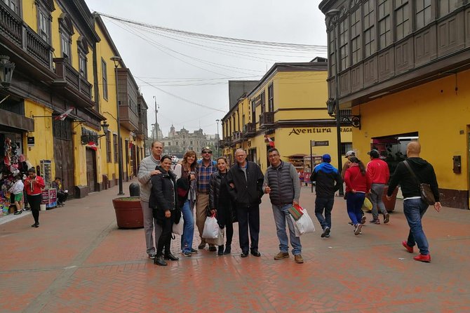 City Tour of Lima from the Airport - San Francisco’s museum and catacombs