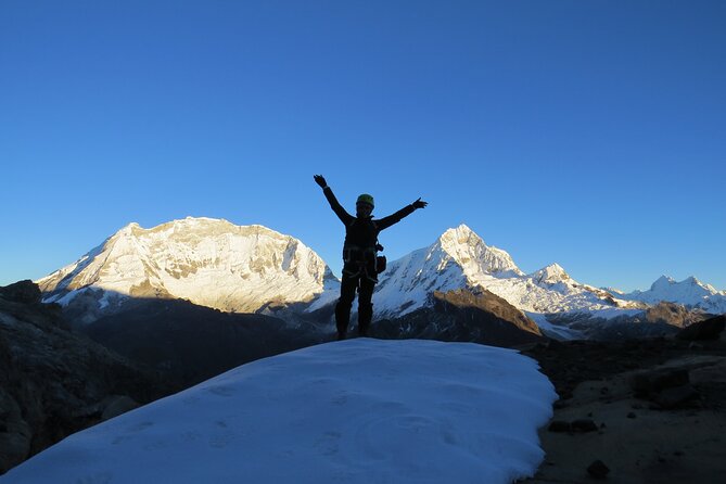 Climbing Mateo - Your first 5 thousand - The 90-minute ascent to Mateo’s summit