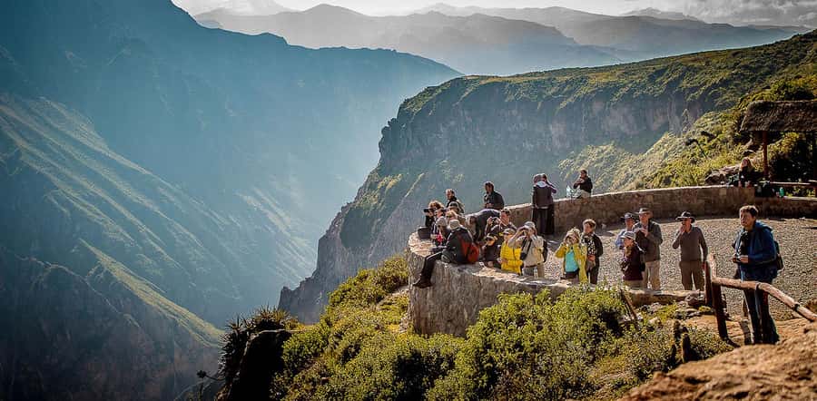 COLCA CANYON FULL DAY TOURS - Lunch in Chivay and the price of keeping costs low