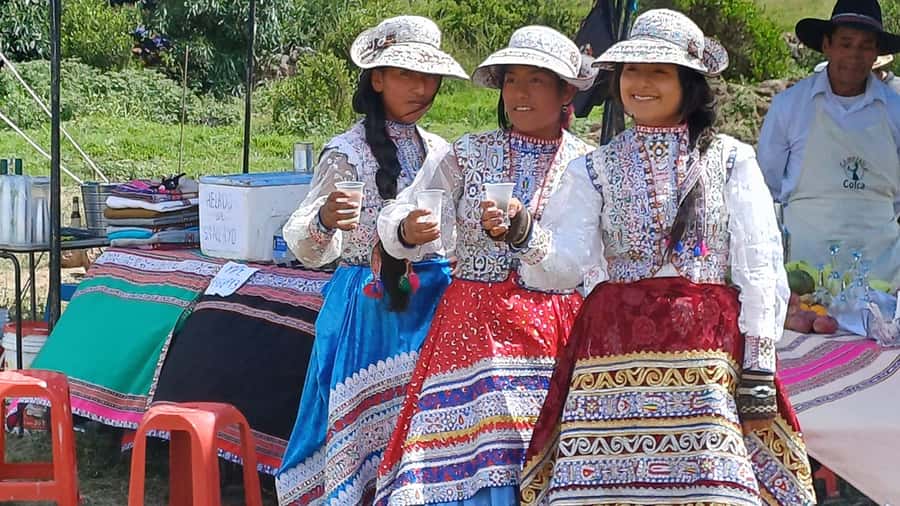 COLCA CANYON FULL DAY TOURS - The 4,800-meter volcano viewpoint