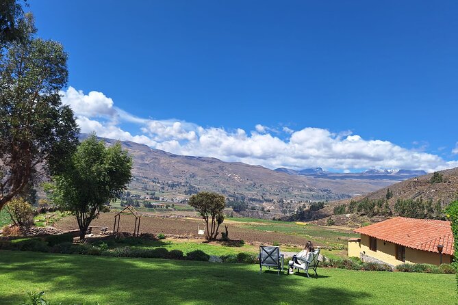 Colca Canyon Plus - Day one begins with volcanoes and vicuñas