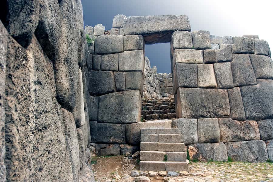 Cusco: Archaeological Park Morning Tour - Sacsayhuaman: huge stones and wide views