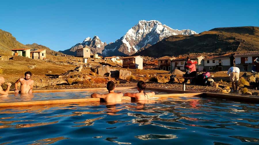 Cusco: Ausangate Tour 7 Lagoons full day - Lunch and Pacchanta’s Hot Springs