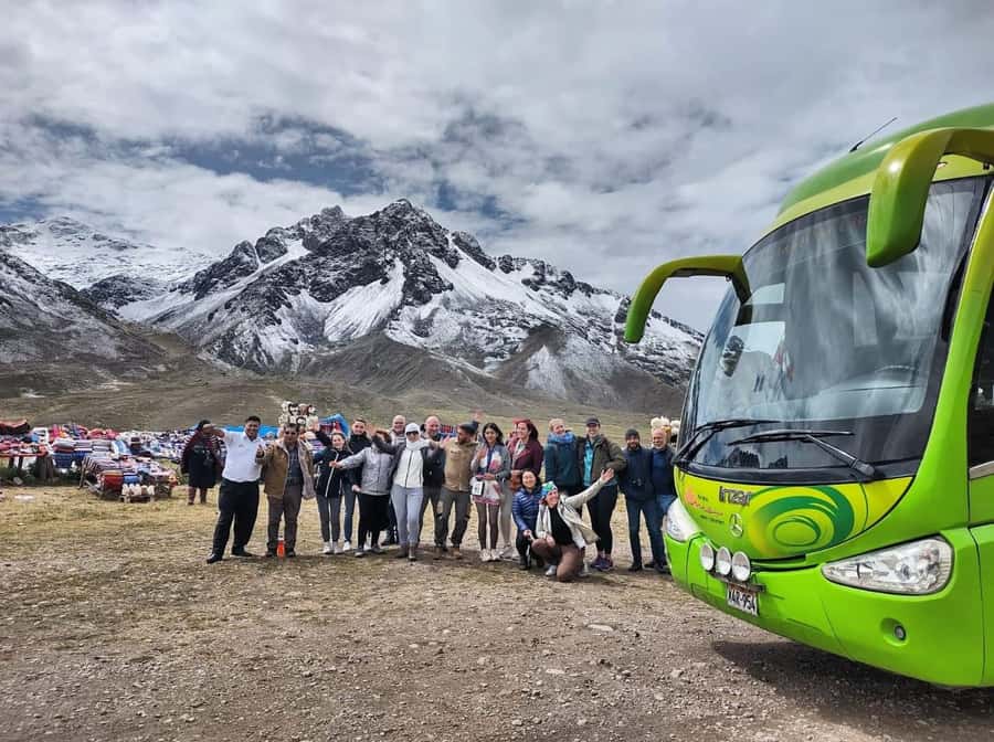 Cusco: Bus Turistico Puno Cusco con Tour y Buffet - What the bus is really like