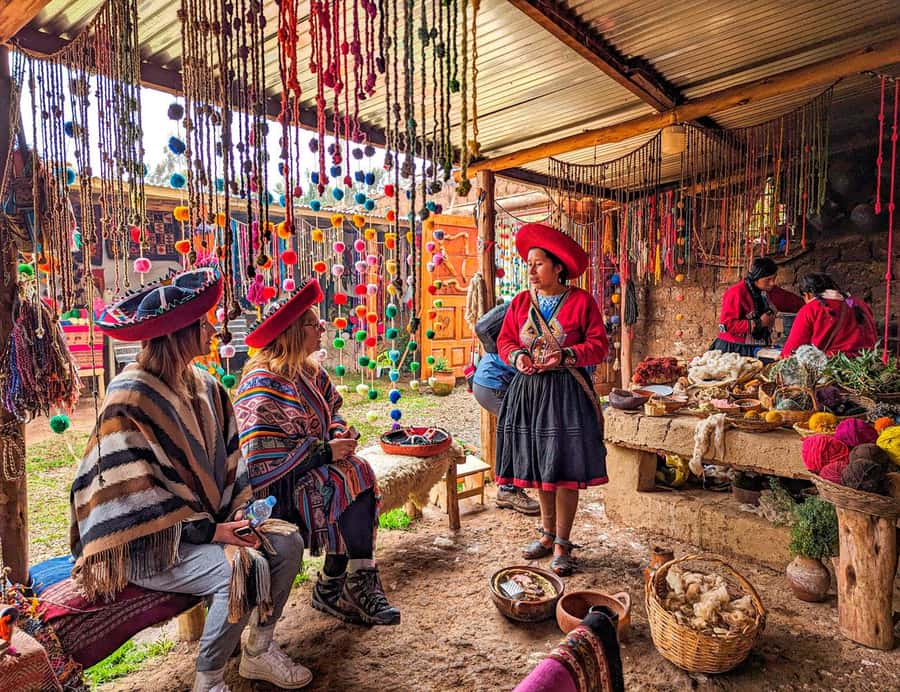 Cusco:Chinchero,Moray & Salt Mines drop-off in Ollantaytambo - Moray shows how the Incas farmed difficult ground
