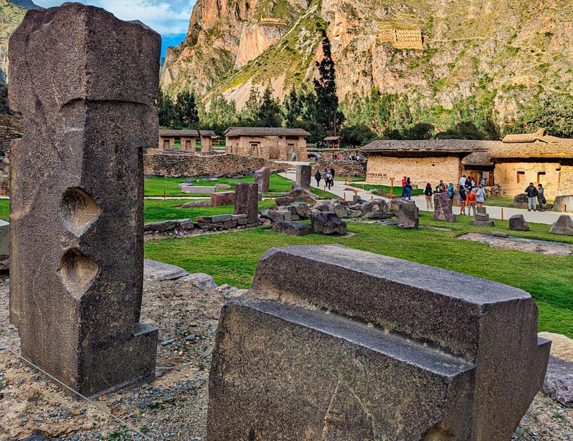 Cusco:Chinchero,Moray & Salt Mines drop-off in Ollantaytambo - Maras turns salt into a mountain spectacle
