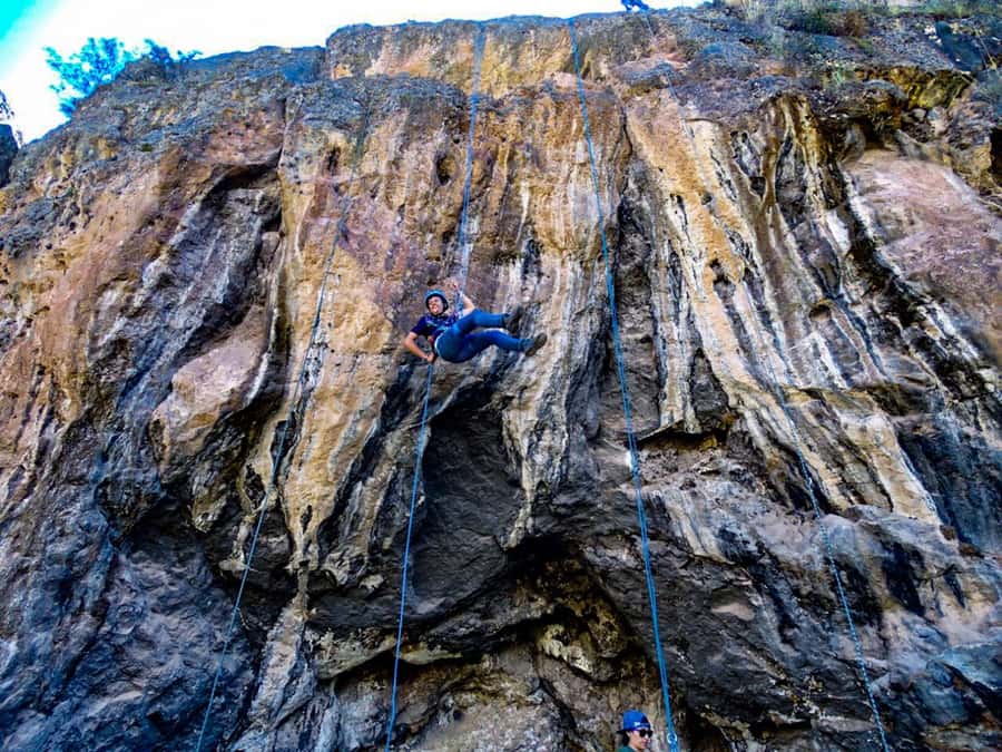 Cusco: Extreme Sky Bike and Rappelling Adventure - Practical packing advice for the four-hour course
