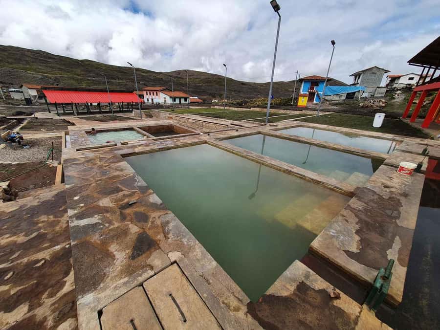 Cusco : full day 7 lagoons with lunch - Breakfast in Pacchanta before the hike