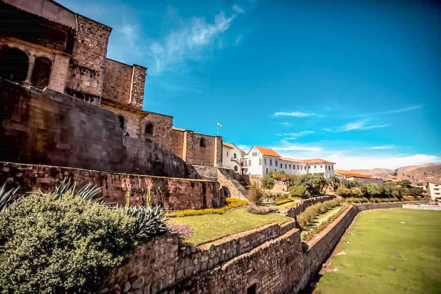 Cusco: Half-Day City and Nearby Archaeological Sites Tour - Puka Pucara, the Red Fortress