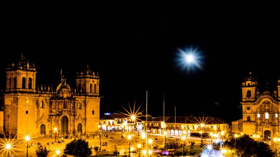 Cusco: Legends and History Night Tour with Pisco Sour - The Plaza de Armas after sunset