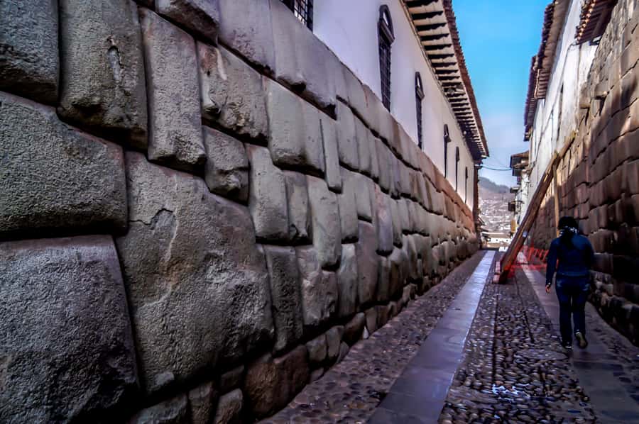 Cusco: Legends and History Night Tour with Pisco Sour - Ending with a Pisco Sour and appetizer