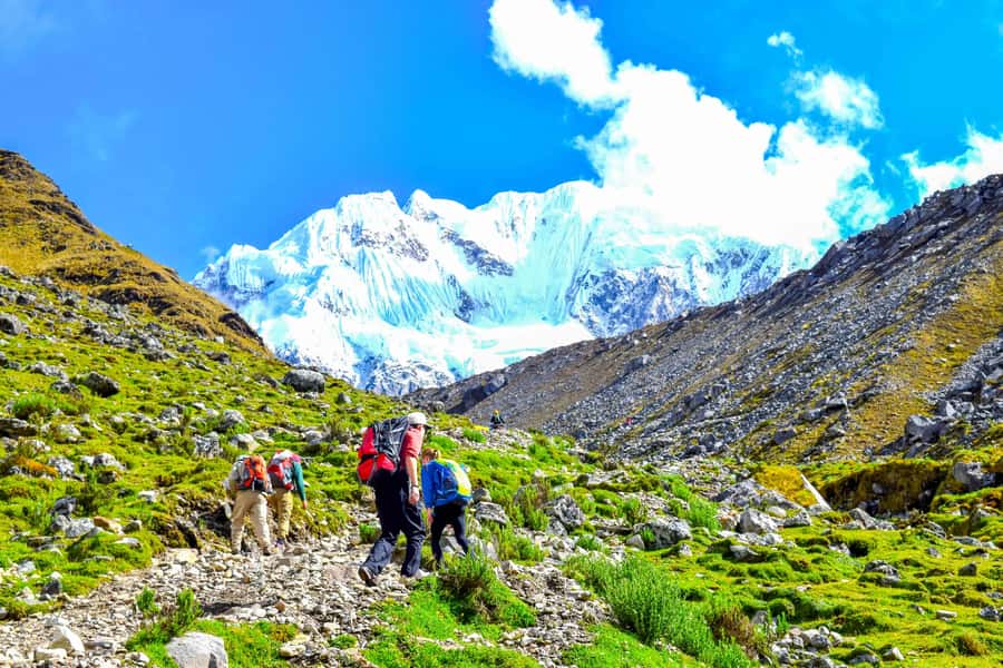 Cusco: Private Full-Day to Humantay Lake with Meals - Reaching the turquoise water at 13,780 feet