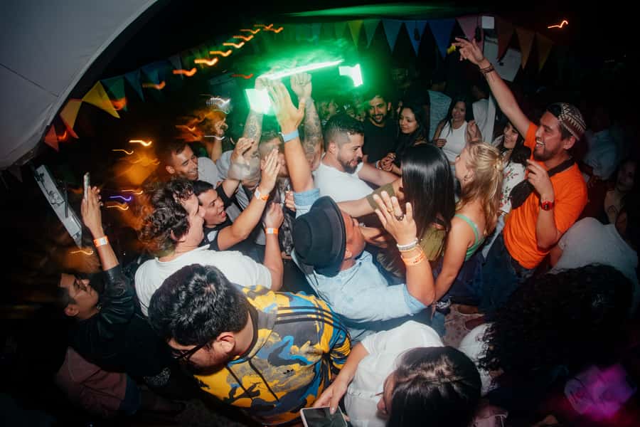 Cusco: Pub Crawl with Skip-the-Line Access and Drinks - What the hosts add to the night