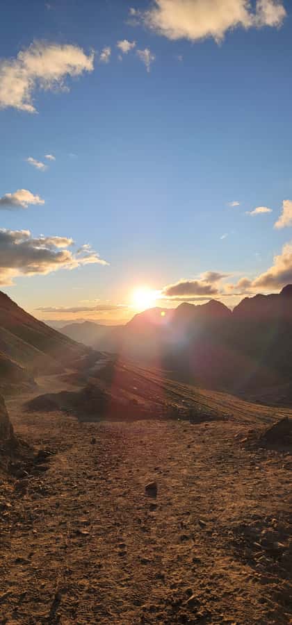 Cusco: Rainbow Mountain Tour at Sunset Without the Crowds - What the box lunch and equipment add
