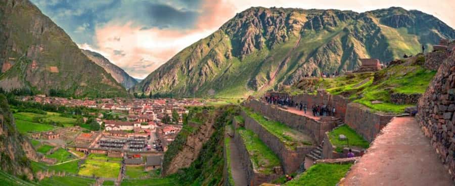Cusco: Sacred Valley and Salt Mines Ending in Ollantaytambo - Ollantaytambo, the Best Ending Point