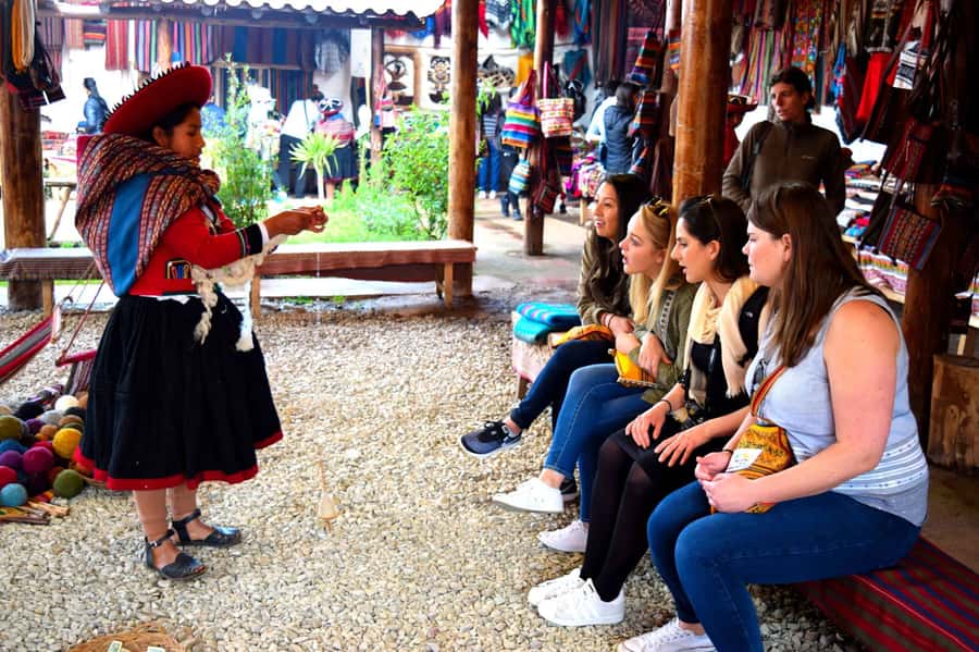 Cusco: Sacred Valley of the Incas Tour - The guide can shape the day