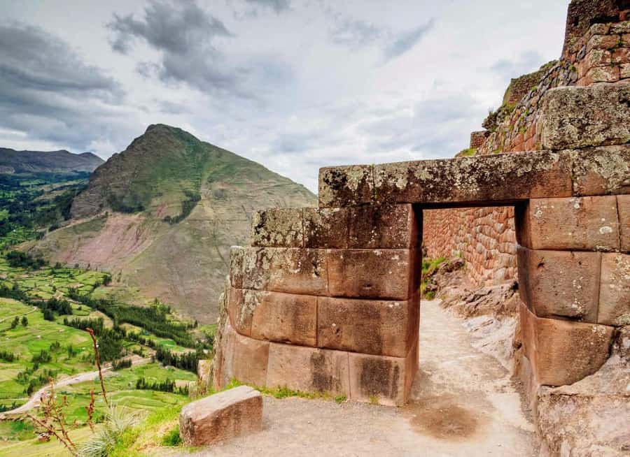 Cusco: Sacred Valley, Pisac, Ollantaytambo, Salt Mines Moray - Pisac, ruins and market atmosphere