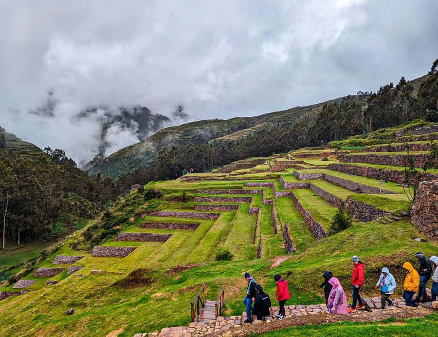 Cusco:Sacred Valley Pisaq,Ollantaytambo,Chinchero with Lunch - Mountain views and the Taray lookout